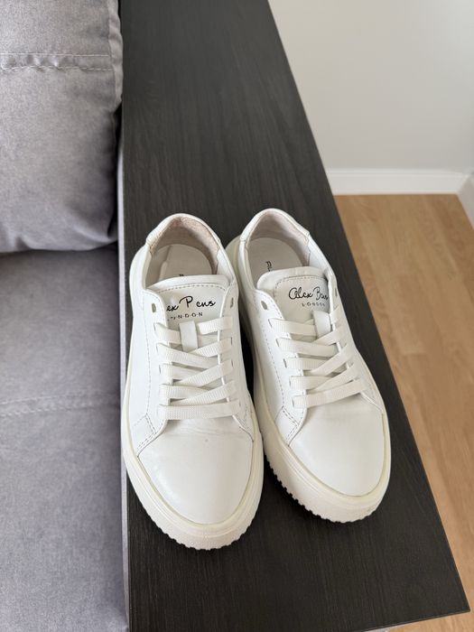 Жіночі білі шкіряні кеди alex bens 34 розмір