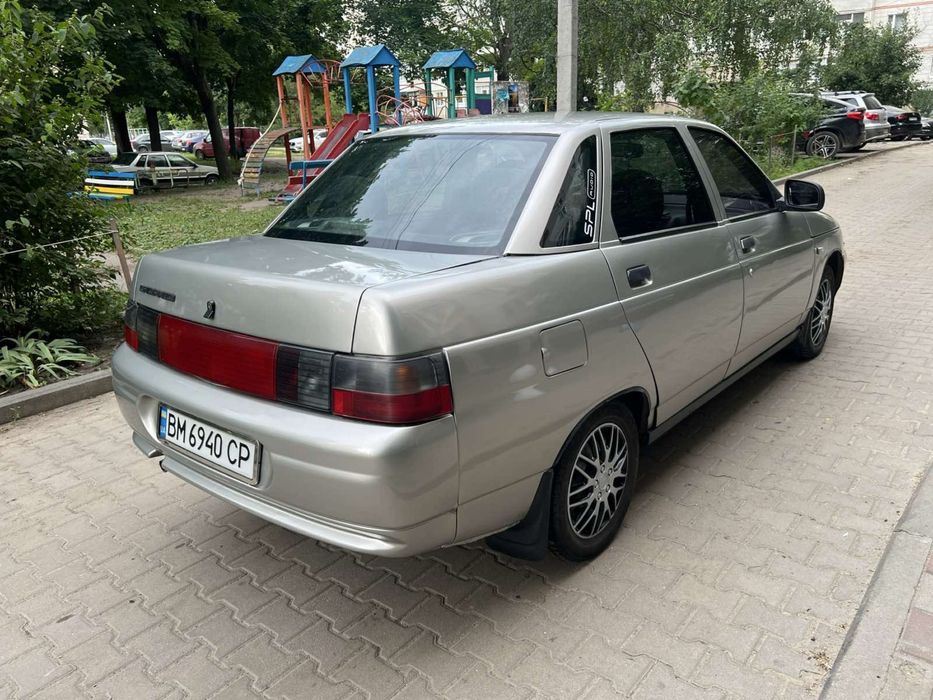 Продам машину Ваз 2110
