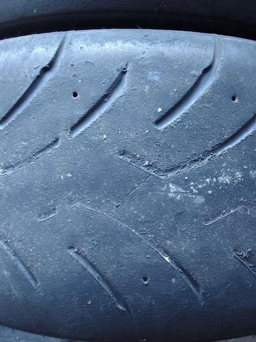 Cena za 2 Opony torowe 245/40r18 DUNLOP