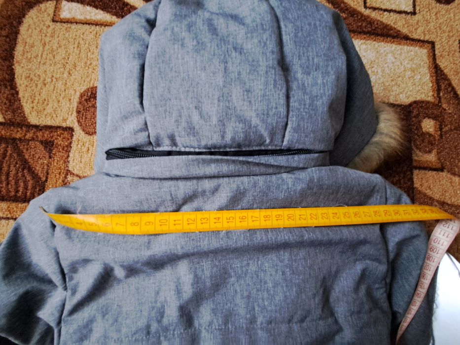 Продаю дитячу зимову куртку