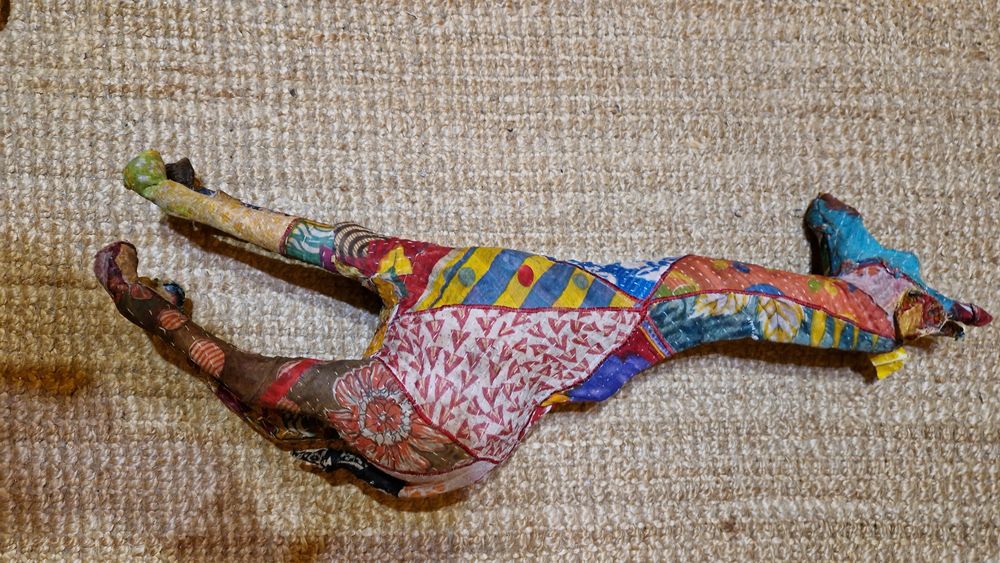 Girafa decorativa em tecido