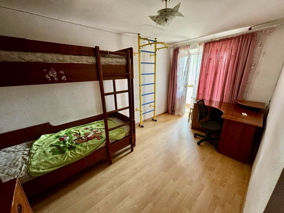 Продаж 2-кімнатна квартири з індивідуальним опаленням