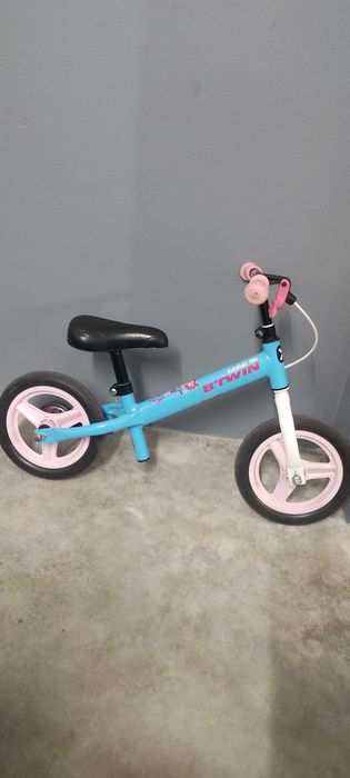 Bicicleta de equilíbrio criança
