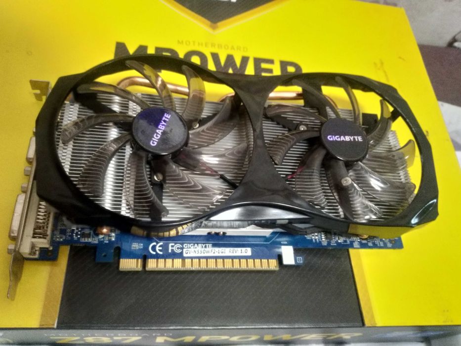 Gygabite GTX550Ti 1GB DDR5 192Bit gigabyte в отл. сост.