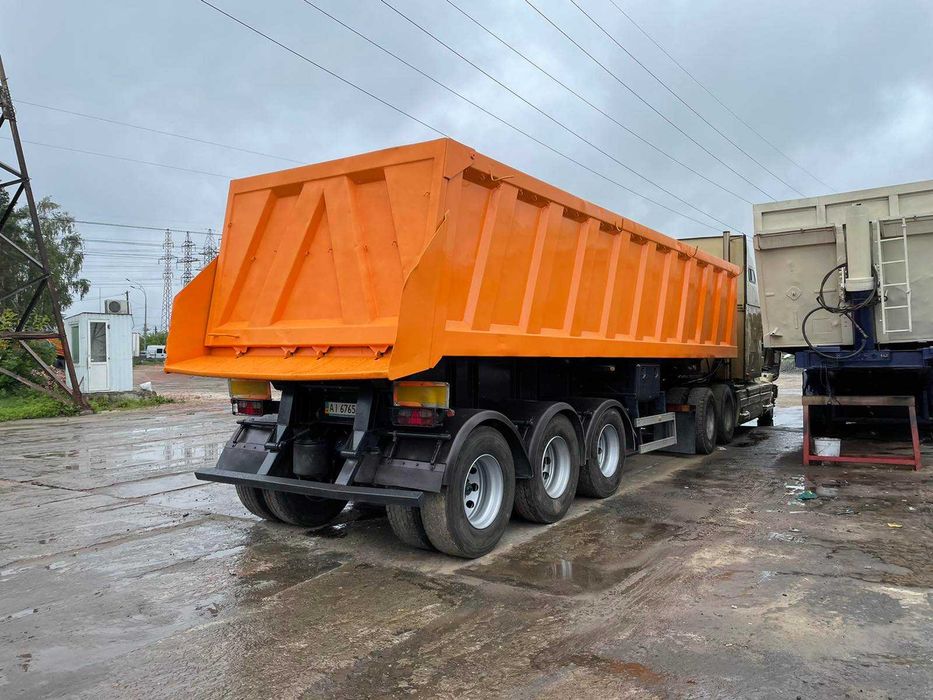 Продам самосвальный полуприцеп KH-KIPPER 50 т 2004 г.