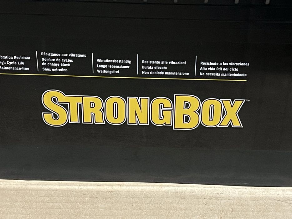 Akumulator StrongBox 12V 154Ah 1150A John Deere Seria5,6 Nowy AL203839