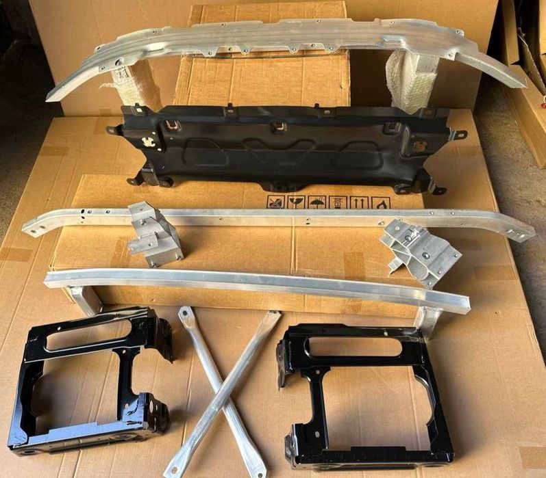 підсилювач передній кронштейн BMW X3 G01 BMW X5 G05 BMW 3 G20