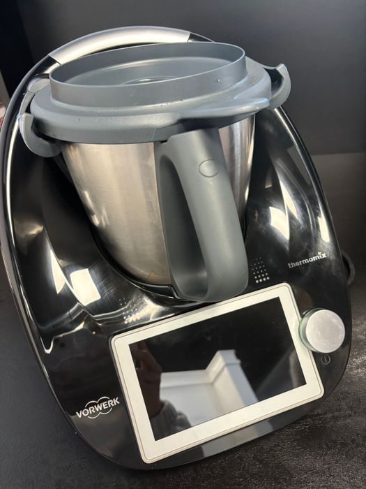 Sprzedam Thermomix TM6
