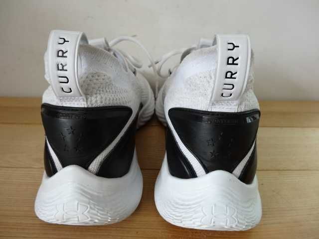 Buty UNDER ARMOUR CURRY 8 roz 43 Do koszykówki Sportowe