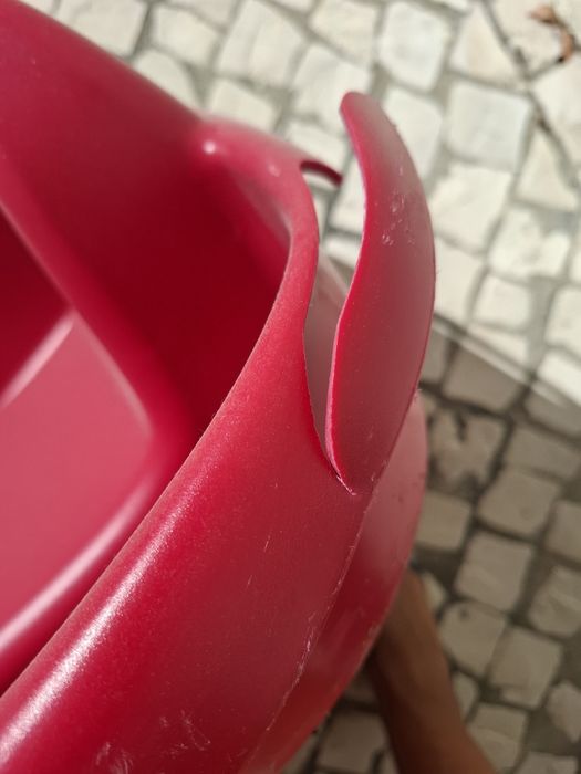 Trenó para a neve em bom estado