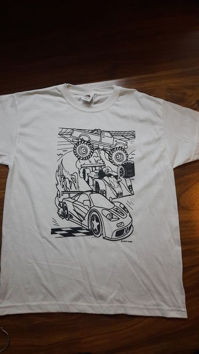 T-shirt do malowania pisakami