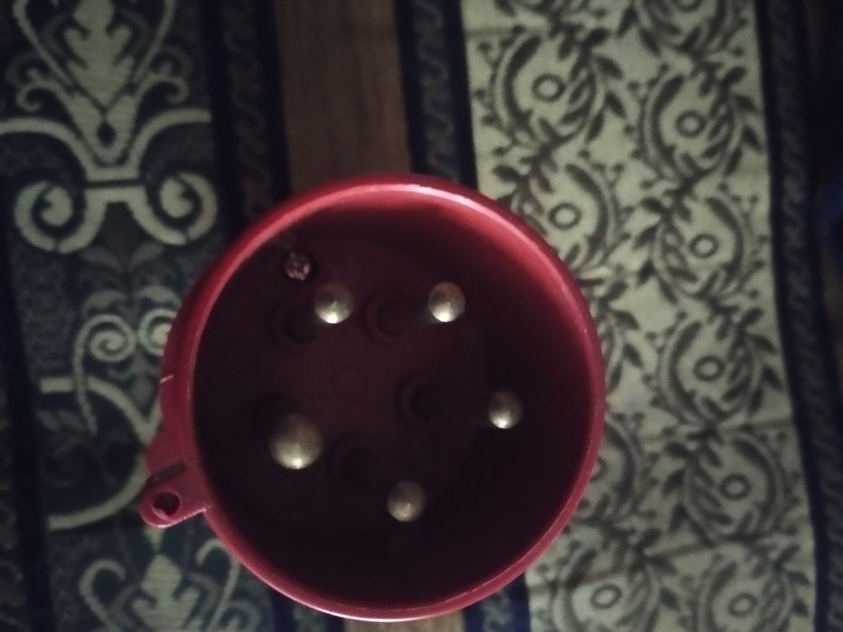 Вилка та розетка силова трифазна  32А 380В