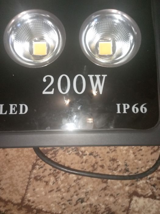 вуличний прожектор Vela Прожектор светодиодный LED 200Вт