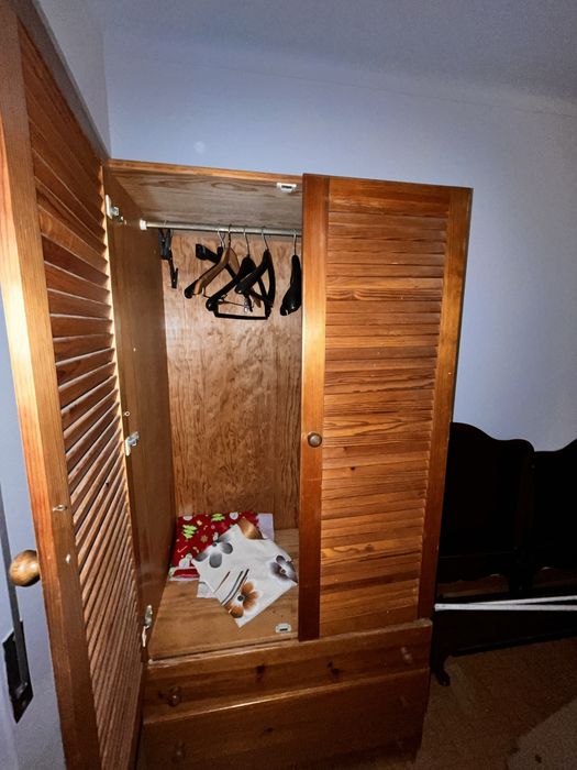 Armario bom estado - recheio da casa inteira disponivel
