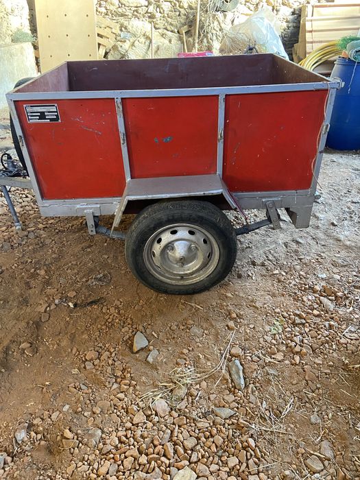 Reboque para carro ligeiro