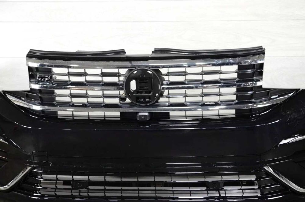 2020-2023 VW Atlas R-Line бампер в сборі комплектний 3CN807221