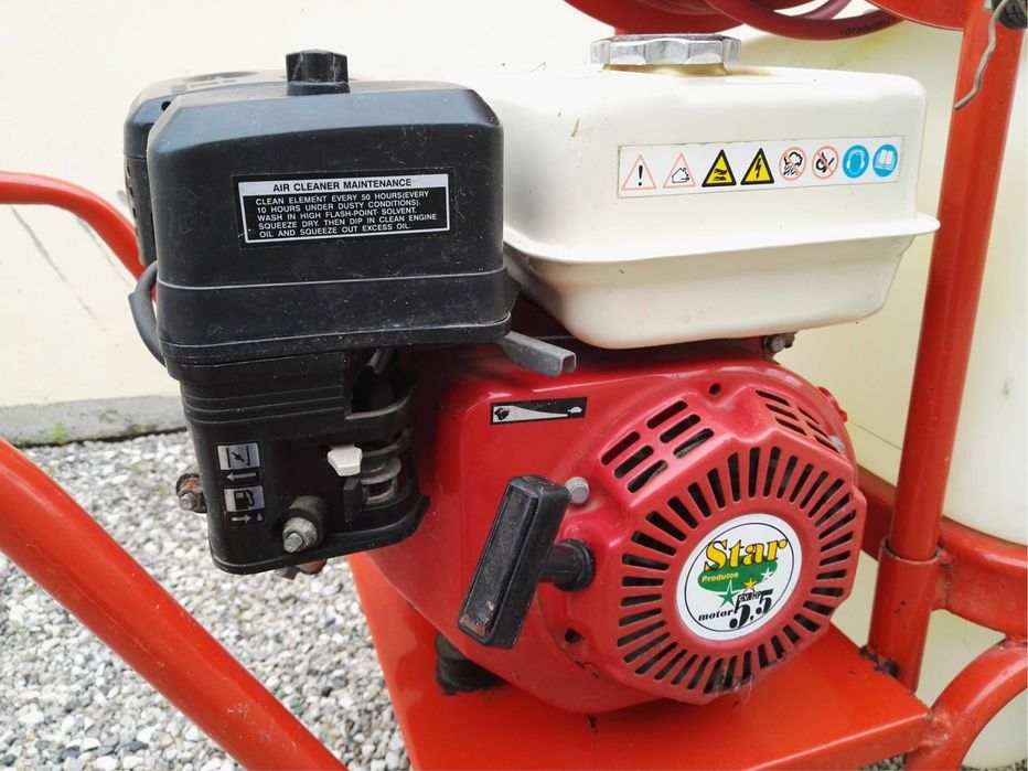 Máquina de pulverizar de carrinho