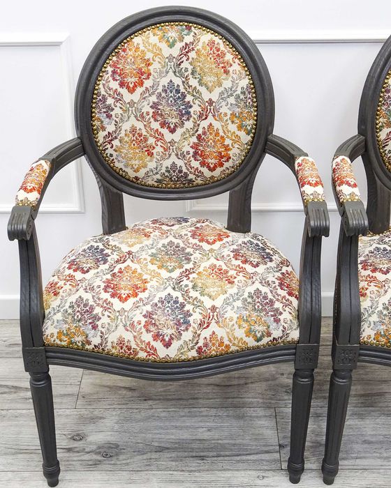 FOTELE tapicerowane do jadalni FOTEL kapitański SZENILA po renowacji 2