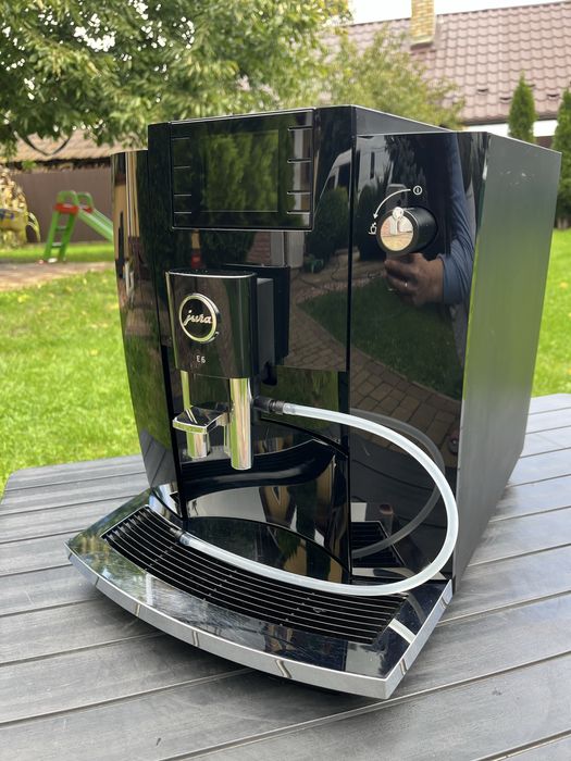 Кавомашина Jura E6 Piano Black