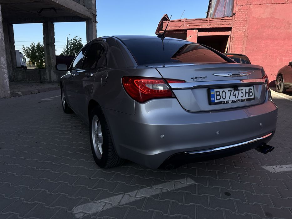 Chrysler 200 lx