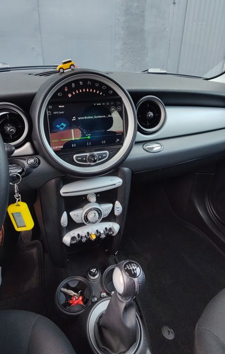 Продам Mini Cooper