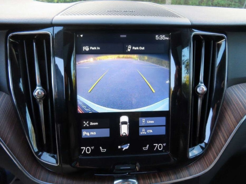 Volvo XC60 T5 Momentum      2019