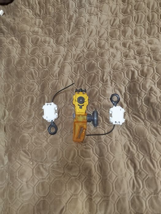 Оригінальні Бейблейди такара томі/хасбро