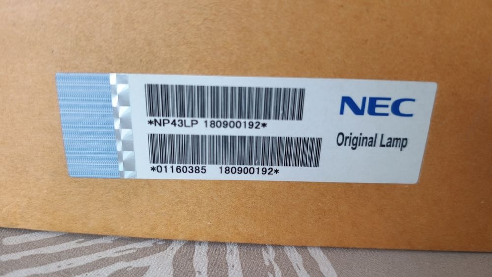 Lampa z modułem do projektorów NEC NP43LP