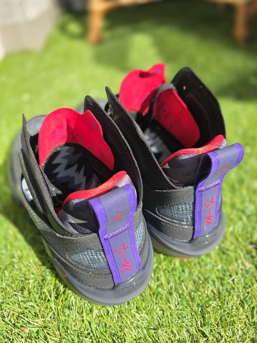 Buty AIR JORDAN  XXXVII rozm.45,5