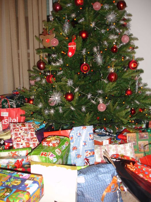 árvore de natal - 1,80m, oferta de enfeites