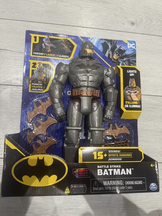 Figurka batman nowa
