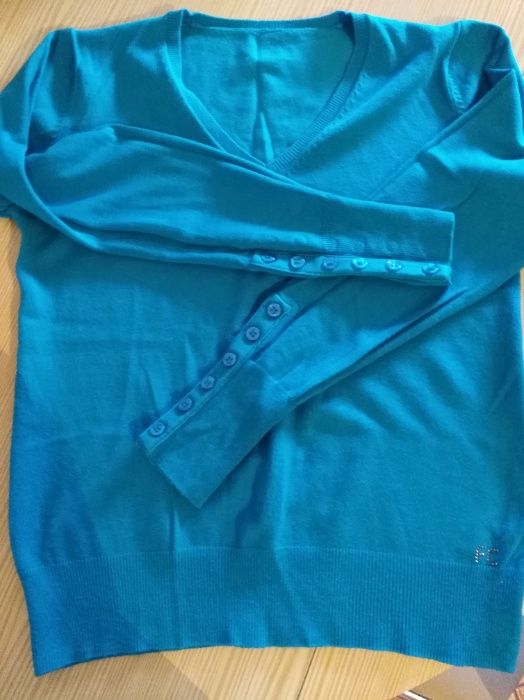Calças azuis napa/tipo pele e Pullover com losangos e pullover azul
