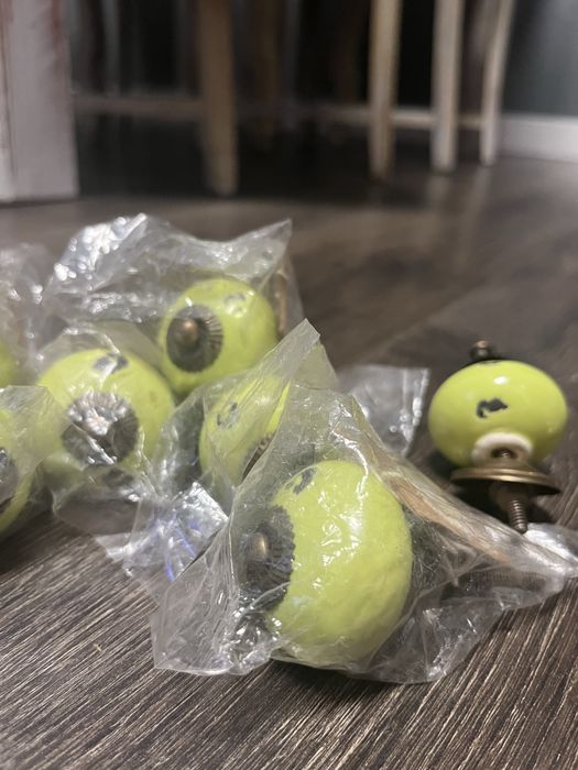 Ceramiczne galki meblowe