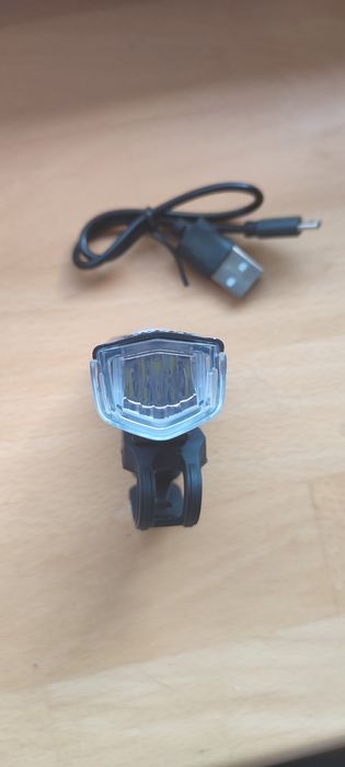 Lampka rowerowa przod biala led usb