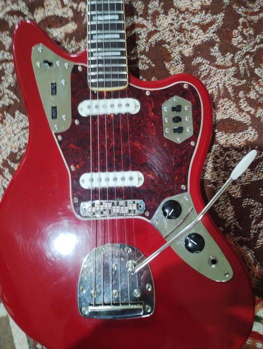 Sprzedam gitarę elektryczną  jaguar sqłejer vibe