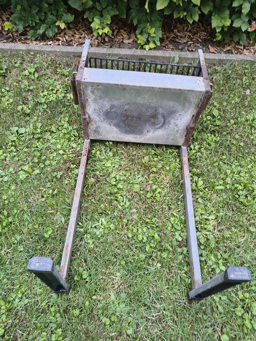 Grill ogrodowy  Enders