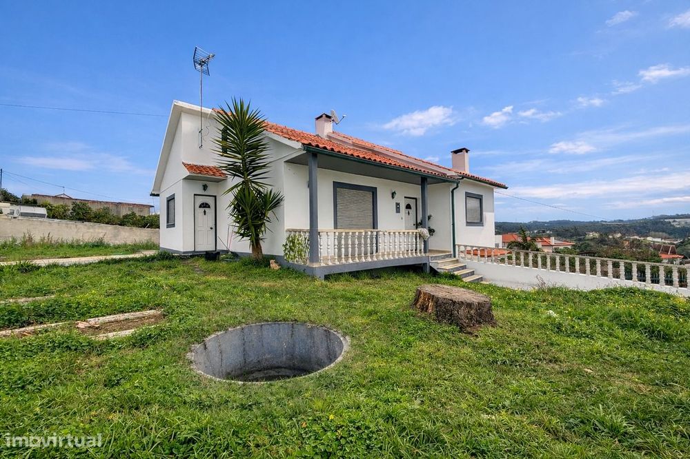 Moradia T3+2 / Andrinos / Leiria