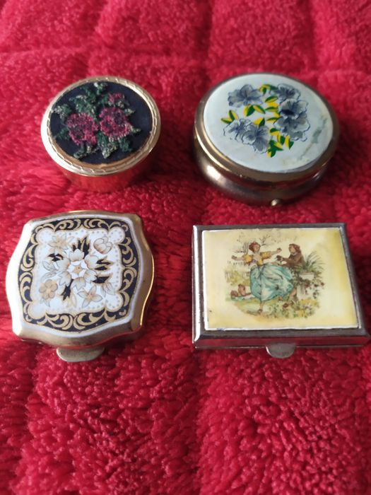 Caixinhas de comprimidos