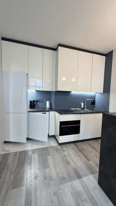 Продам 1 к. квартиру в ЖК 45 Жемчужина, ул. Каманина, с видом на море