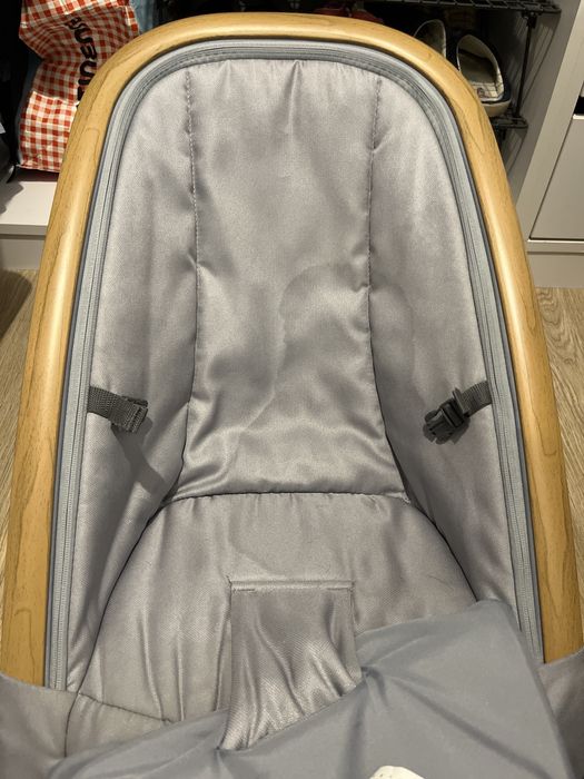 Cadeirinha de balançar maxi cosi com redutor