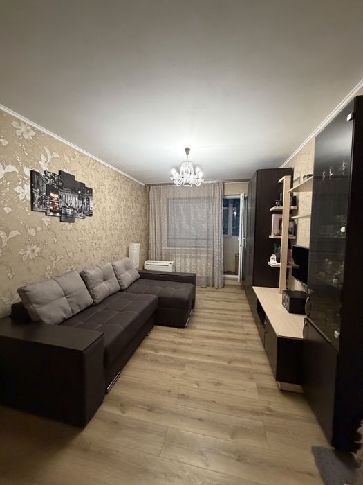 Продам квартиру Героев Труда