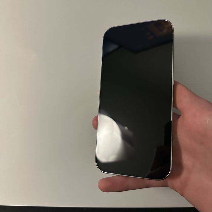 iPhone 14 Pro / 100% kondycji baterii / akcesoria