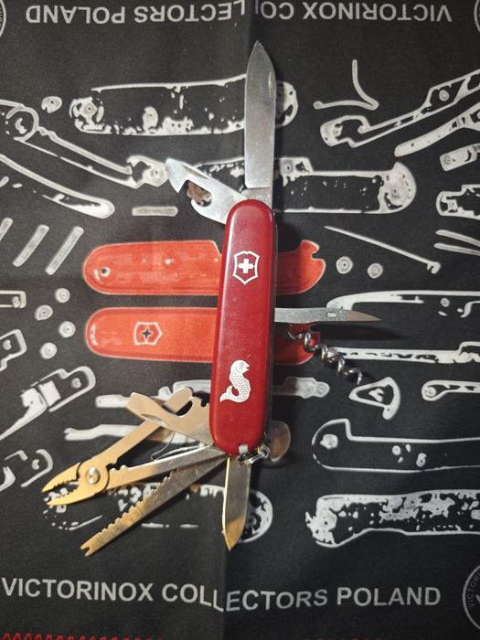 Nóż scyzoryk Victorinox Angler