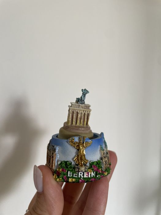 Small Globe Berlin