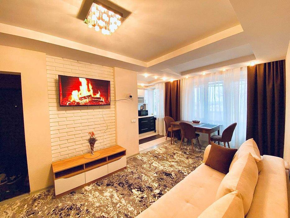 Здам 2х-кімнатну квартиру подобово. Центр. ТЦ "Лімон"