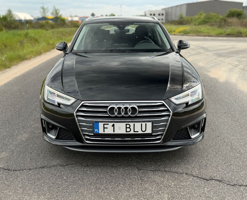 Audi A4 Avant S-LINE Competition