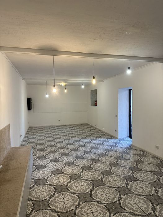 Продається комерційне приміщення від власника