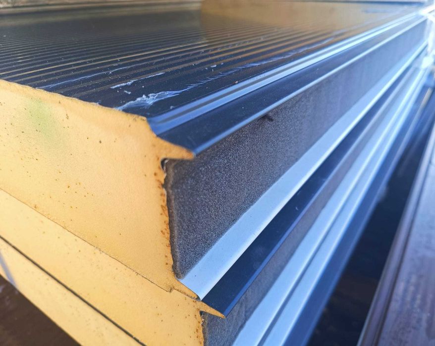 Płyty warstwowe ścienne oraz dachowe