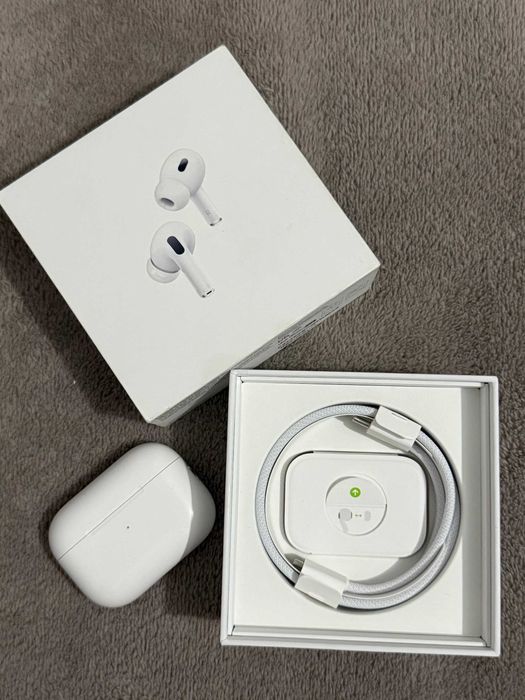 ORYGINALNE Słuchawki Apple AirPods Pro 2 gen.z MagSafe ANC USB-C BT Dokanałowe Białe
