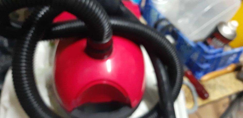 Sucção furiosa no estreito dum canudo